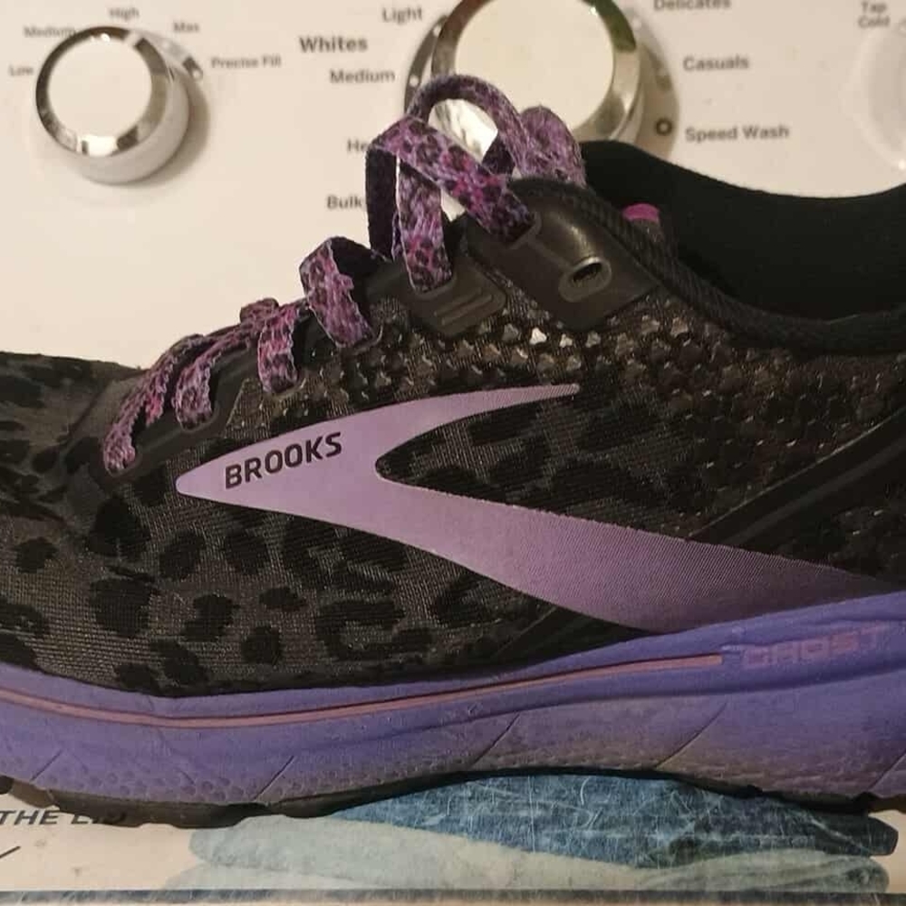 Brooks Women's Black and Lavender Athletic Shoes